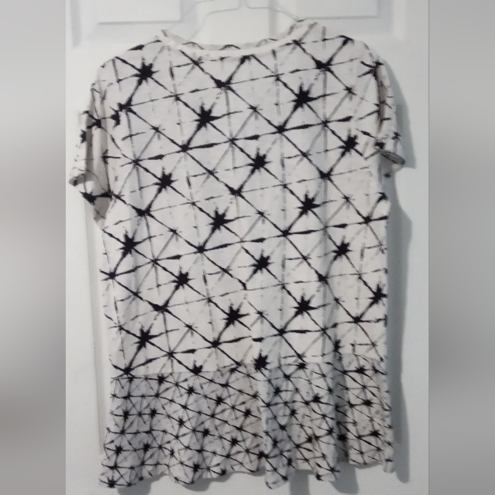 Soft Surroundings Starburst Pattern Tee - image 3